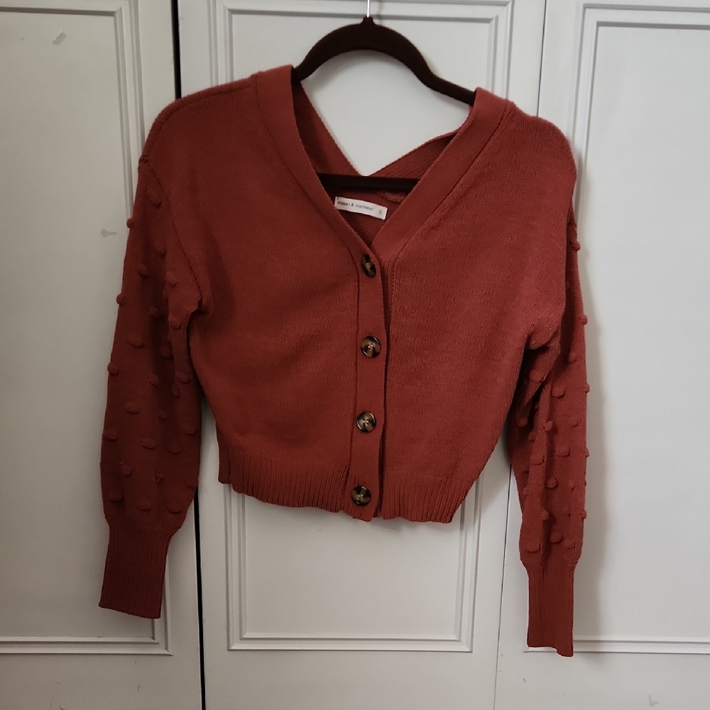Moon & Madison Brown Cardigan Sweater V-Neck Cropped